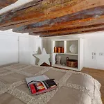 Apartment Near Place Des Vosges