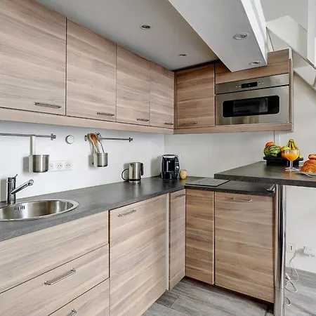 Apartment Near Place Des Vosges Appartamento